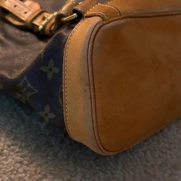 Authentic Vintage Louis Vuitton Dark Brown Monogram Backpack with Dustbag - Picture 8 of 16